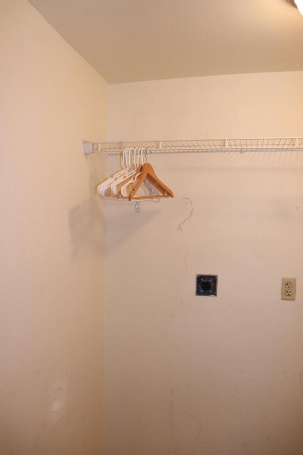 On Hollywood Beach - Affordable Two Bedrooms Sleeps 6 With Two Bathrooms Dania Beach Exterior photo