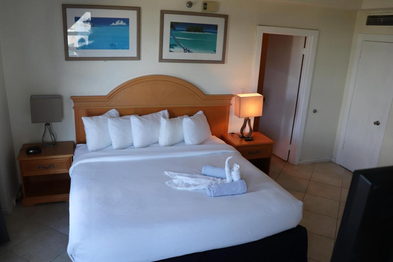 On Hollywood Beach - Affordable Two Bedrooms Sleeps 6 With Two Bathrooms Dania Beach Exterior photo